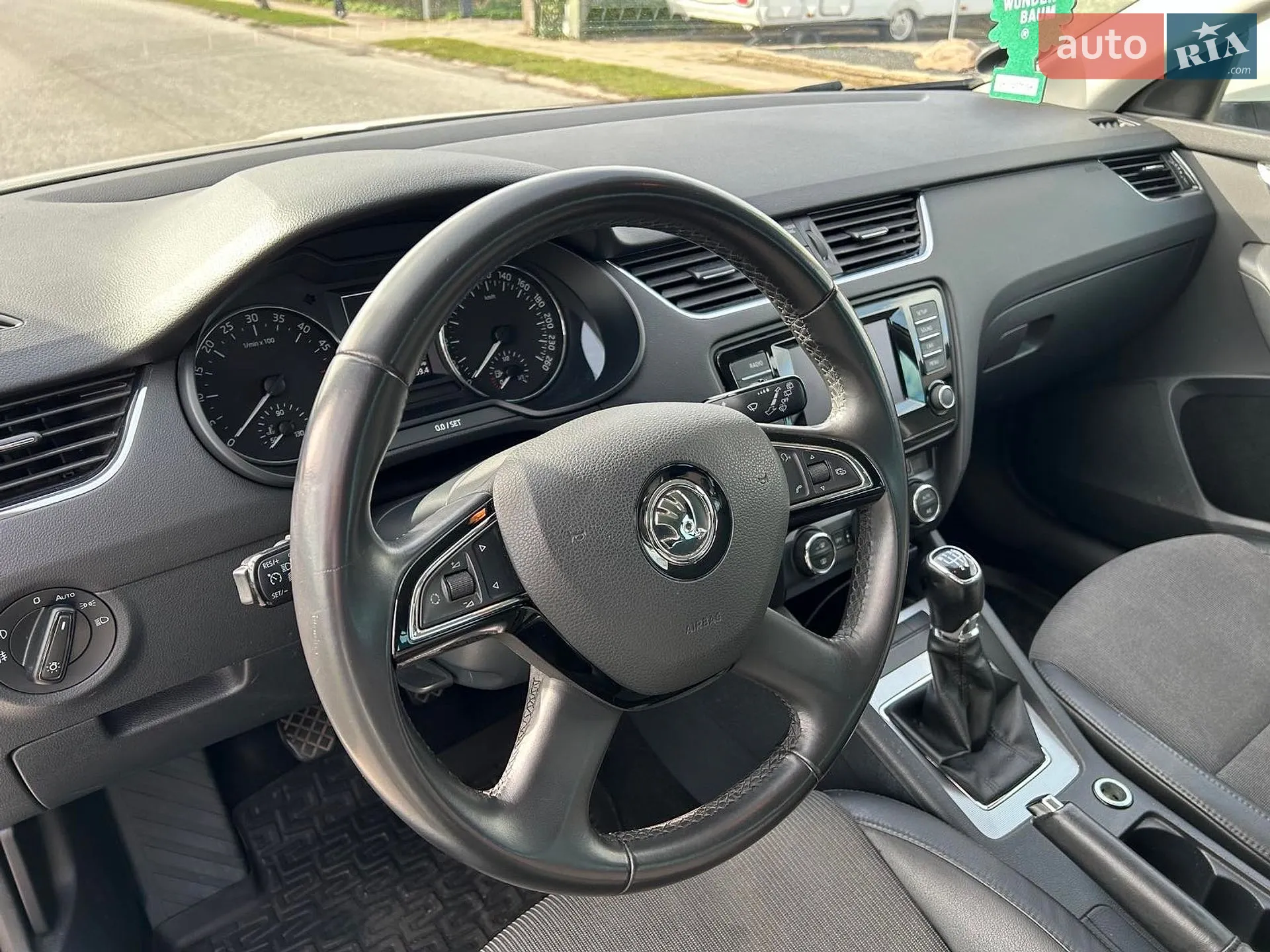 2013 Skoda Octavia - мініатюра 13