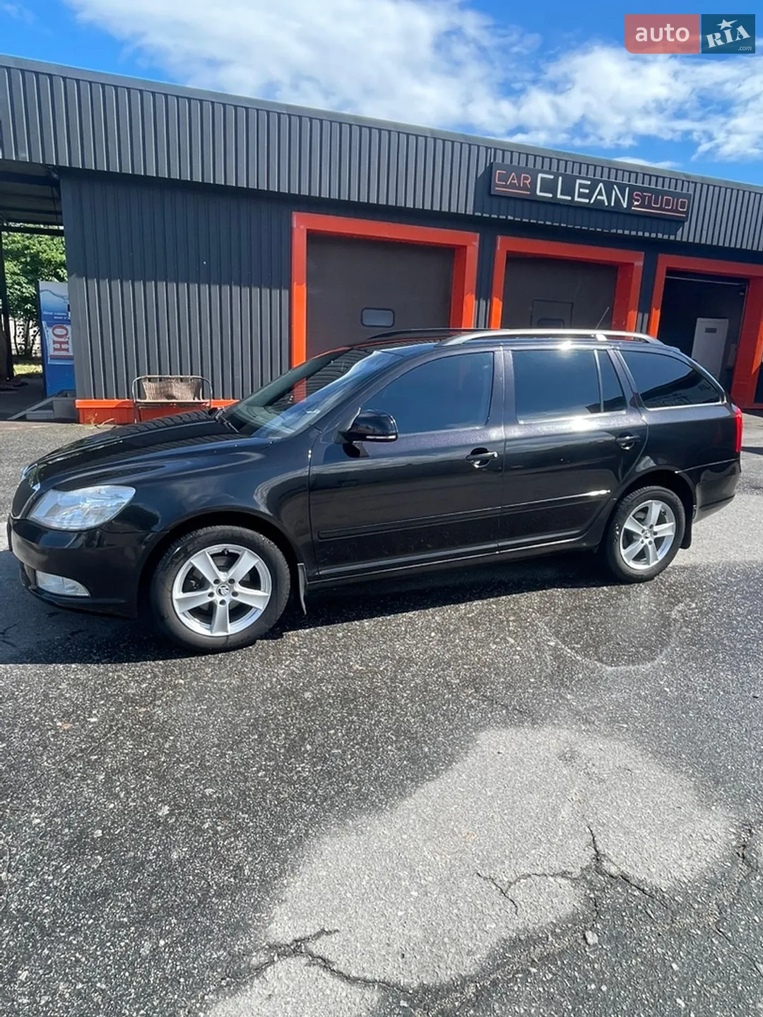 2011 Skoda Octavia - мініатюра 2
