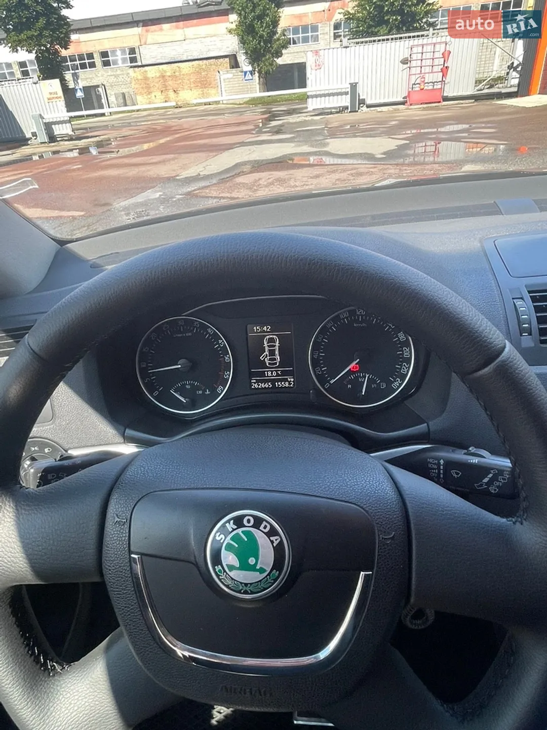 2011 Skoda Octavia - мініатюра 17