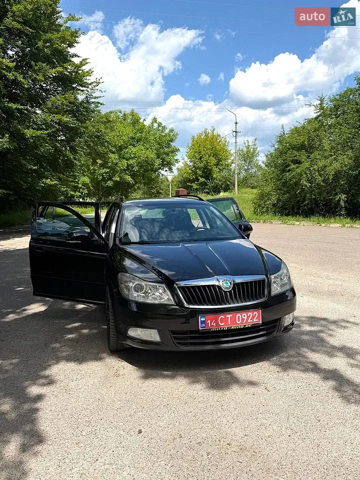 2011 Skoda Octavia - мініатюра 13