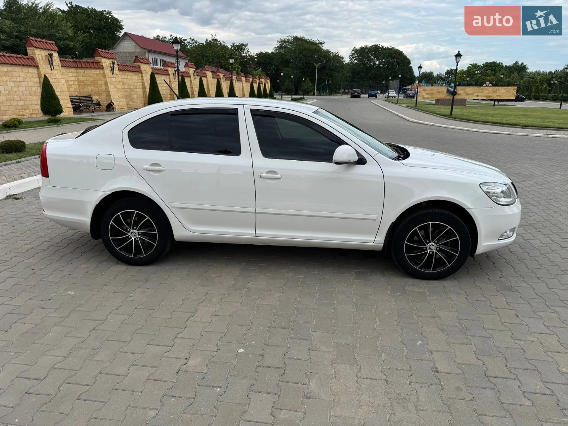 2011 Skoda Octavia - мініатюра 3