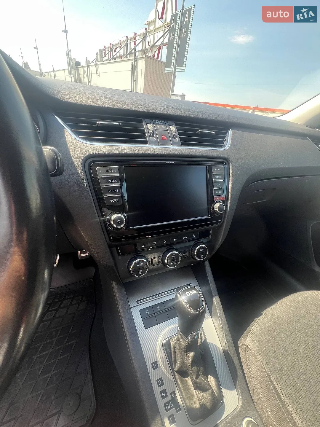 2015 Skoda Octavia - мініатюра 18