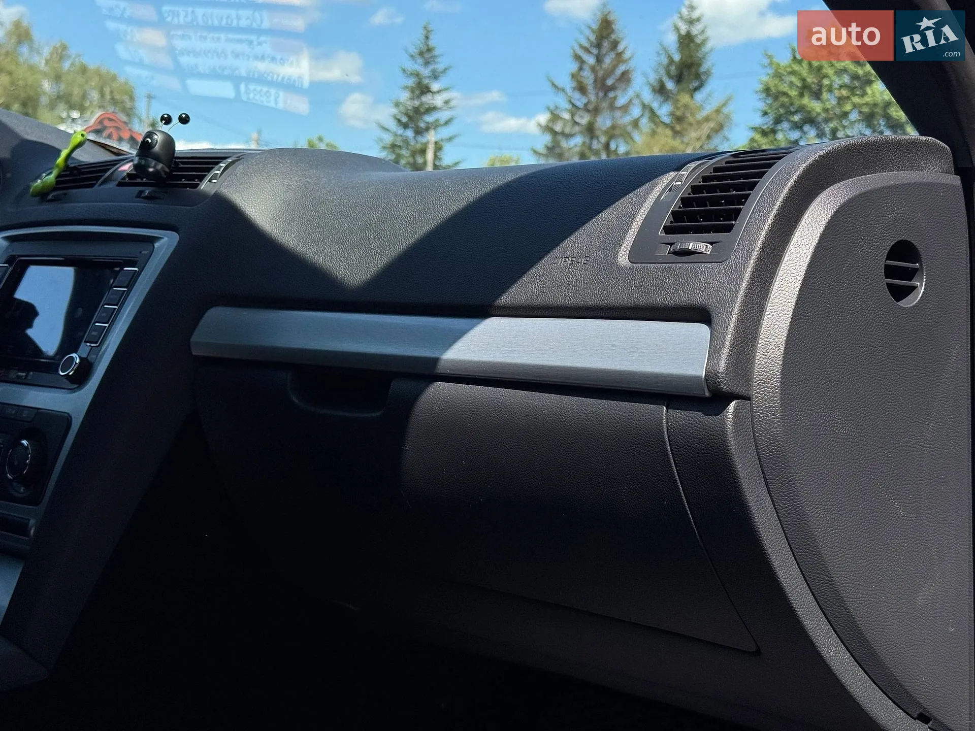 2011 Skoda Octavia - мініатюра 73