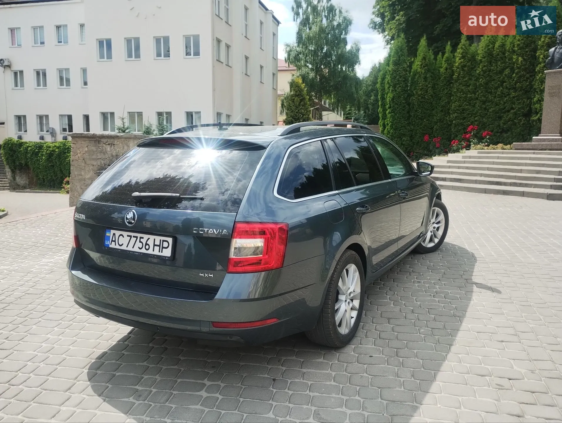 2017 Skoda Octavia - мініатюра 9