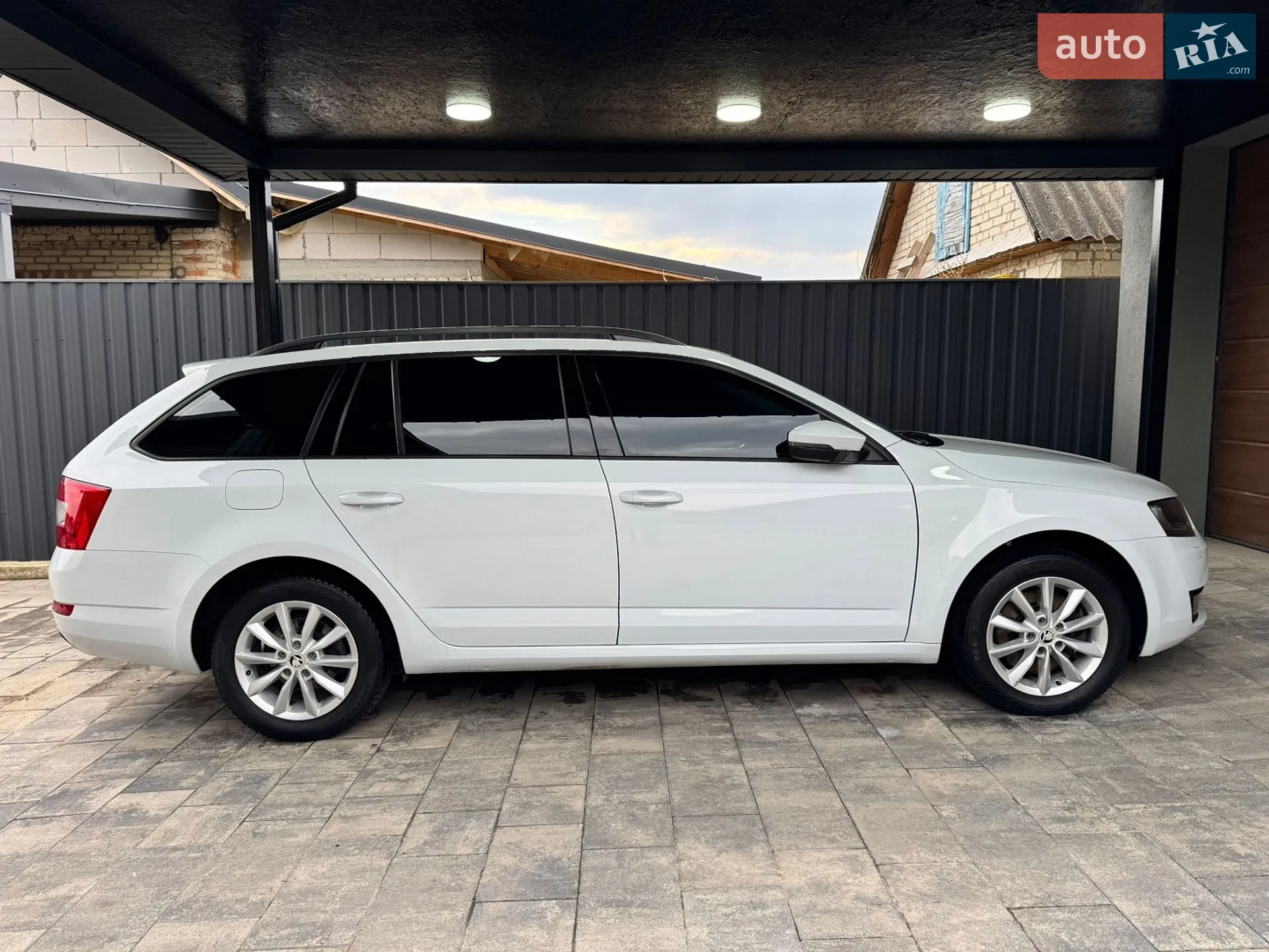 2015 Skoda Octavia - мініатюра 9