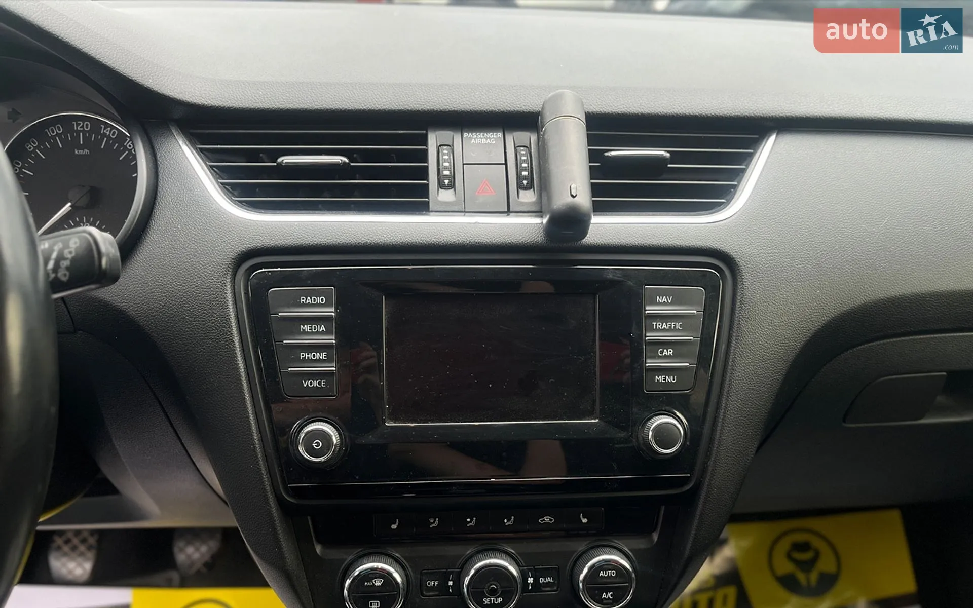 2015 Skoda Octavia - мініатюра 16