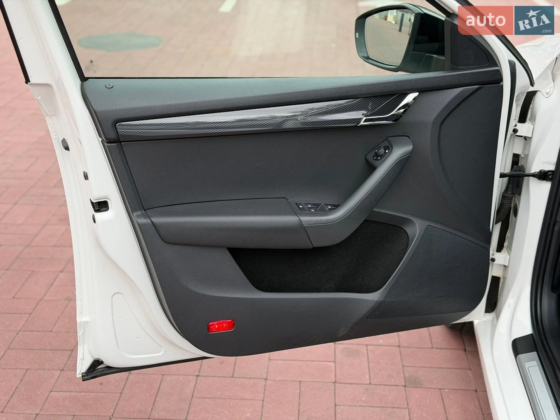 2014 Skoda Octavia - мініатюра 21
