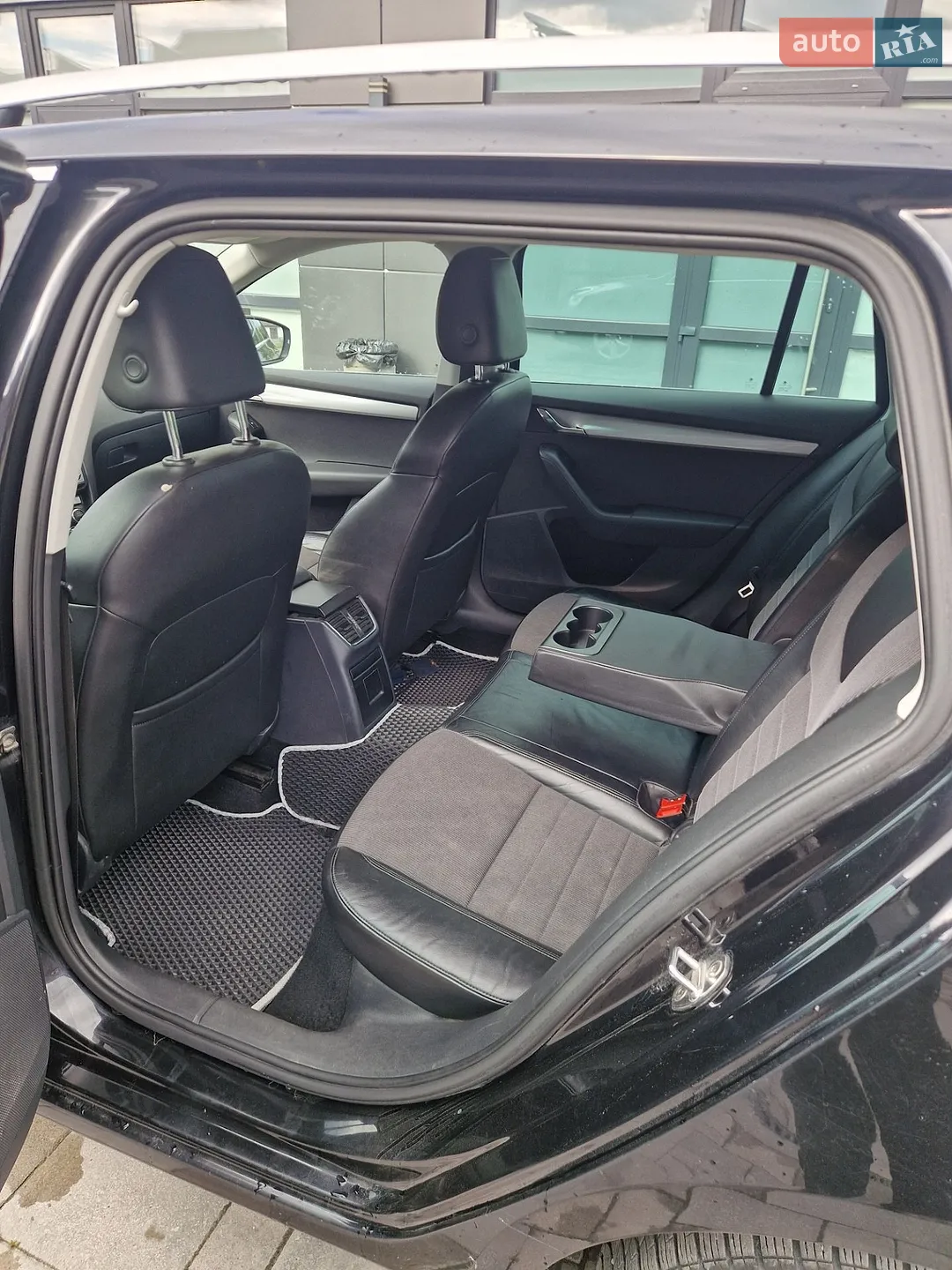 2016 Skoda Octavia - мініатюра 9