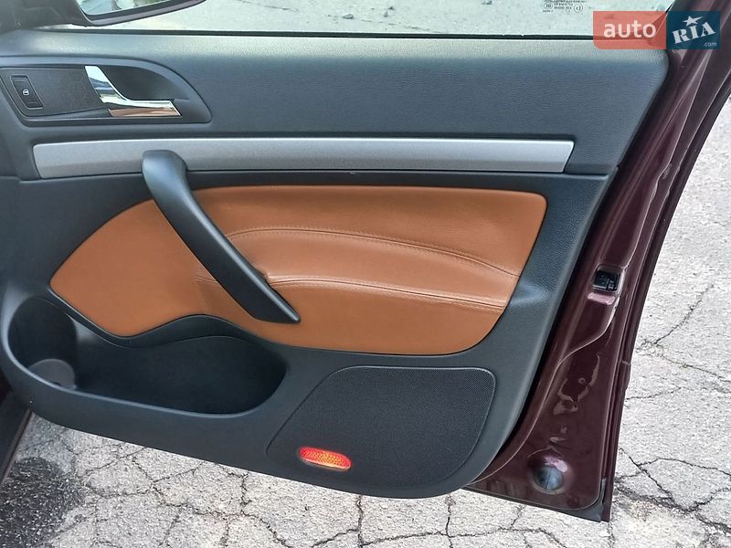 Универсал Skoda Octavia 2012 в Жмеринке