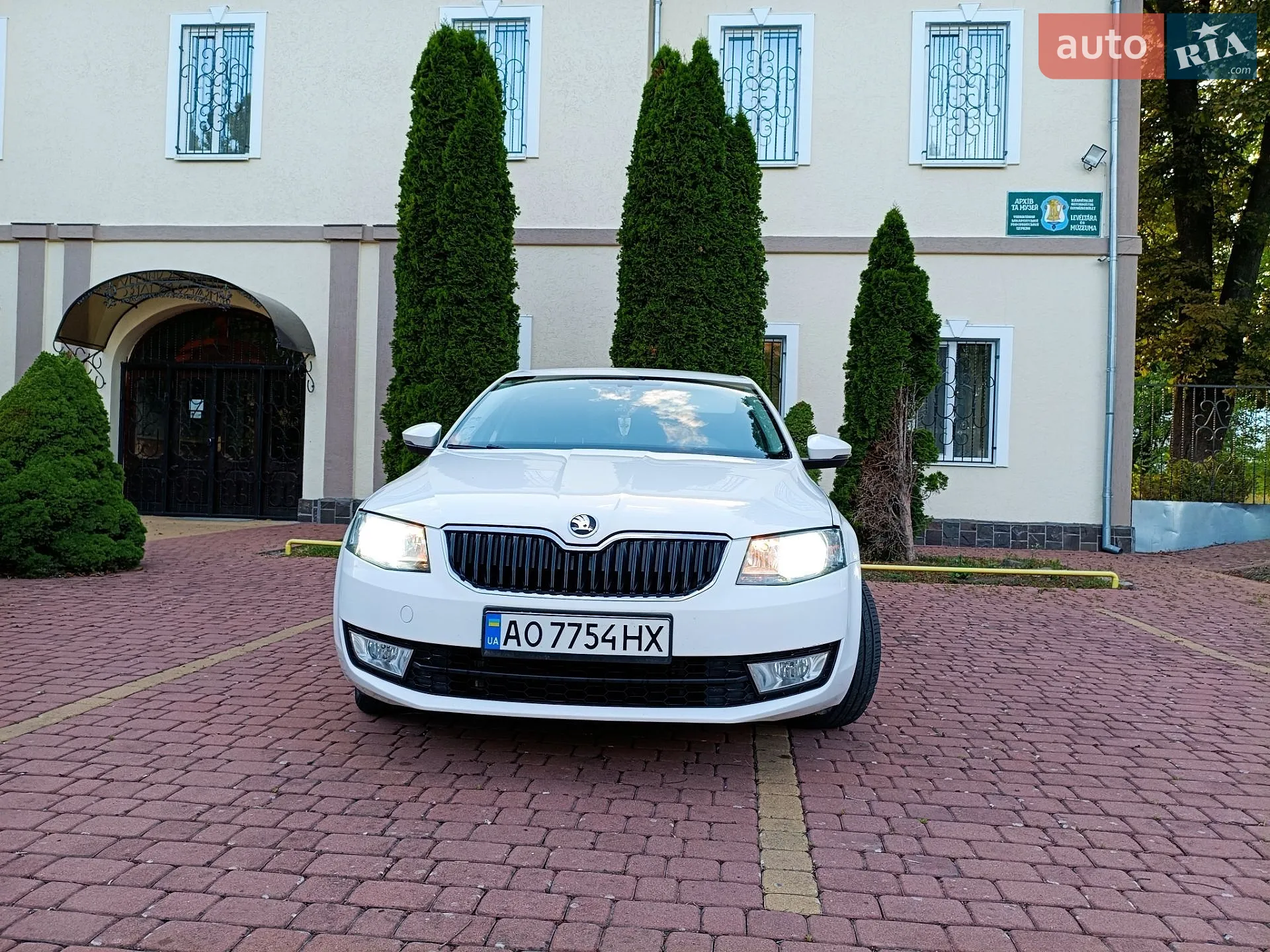 2016 Skoda Octavia - мініатюра 14