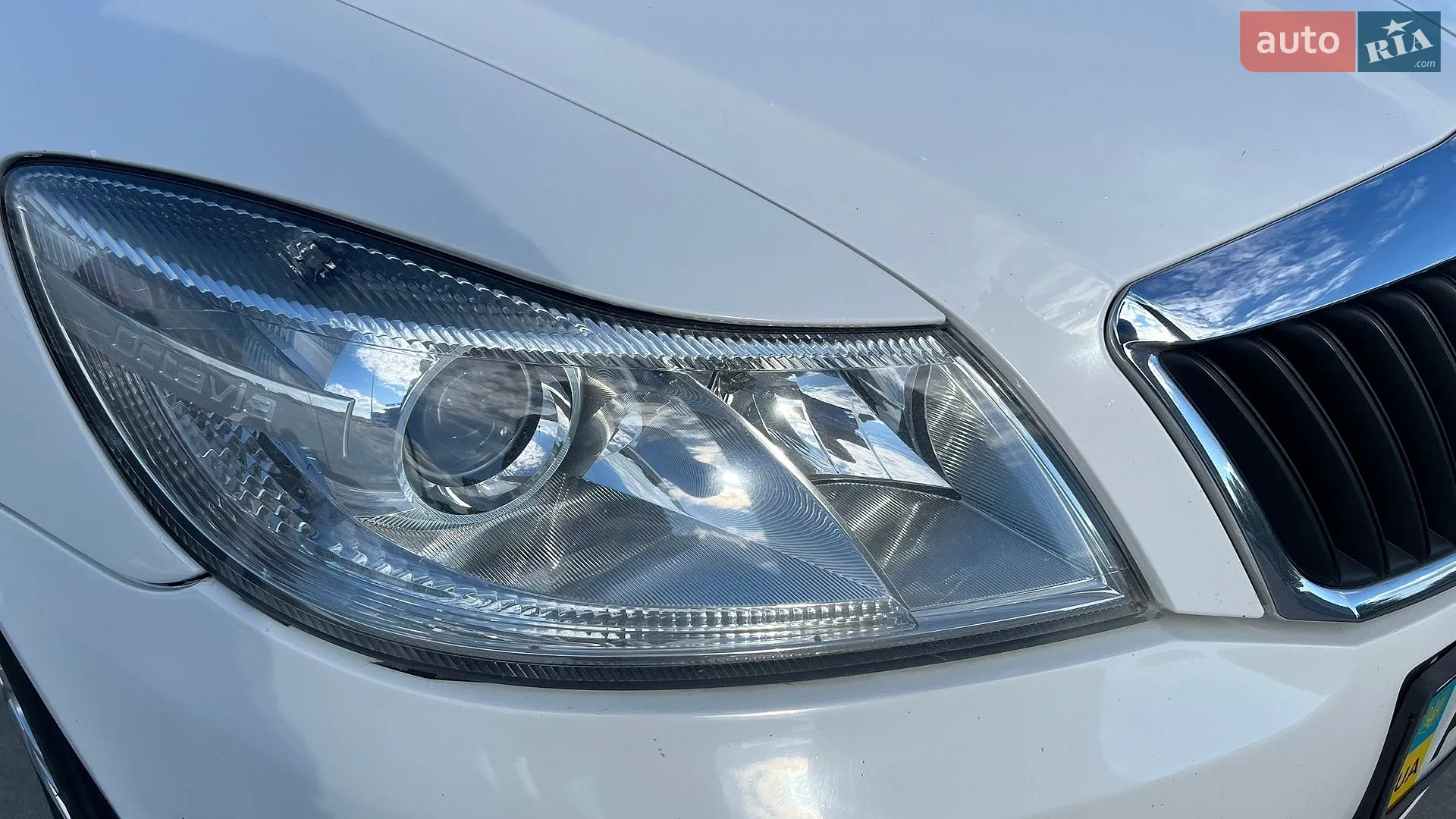2011 Skoda Octavia - мініатюра 11