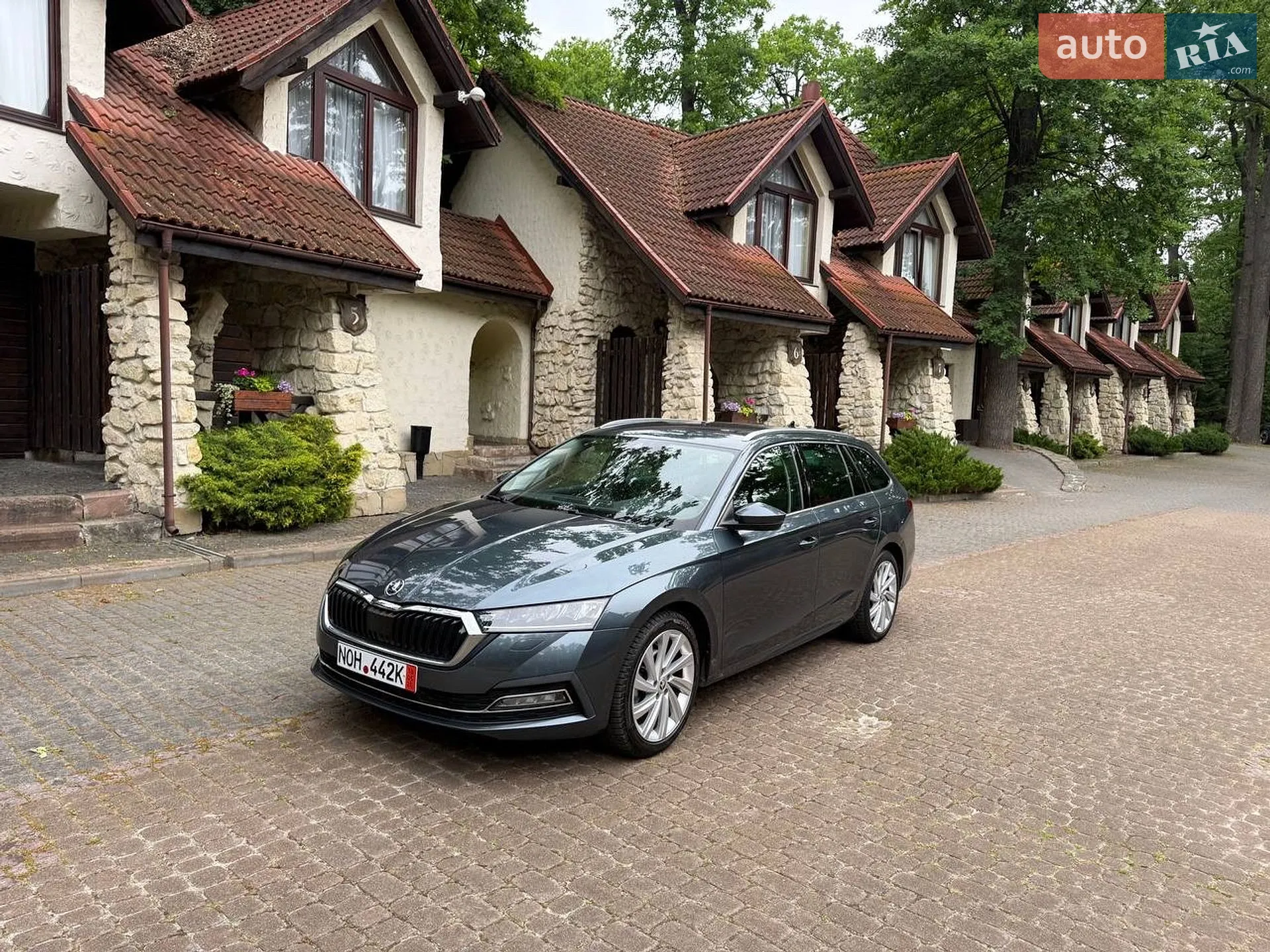 2021 Skoda Octavia - фото 1
