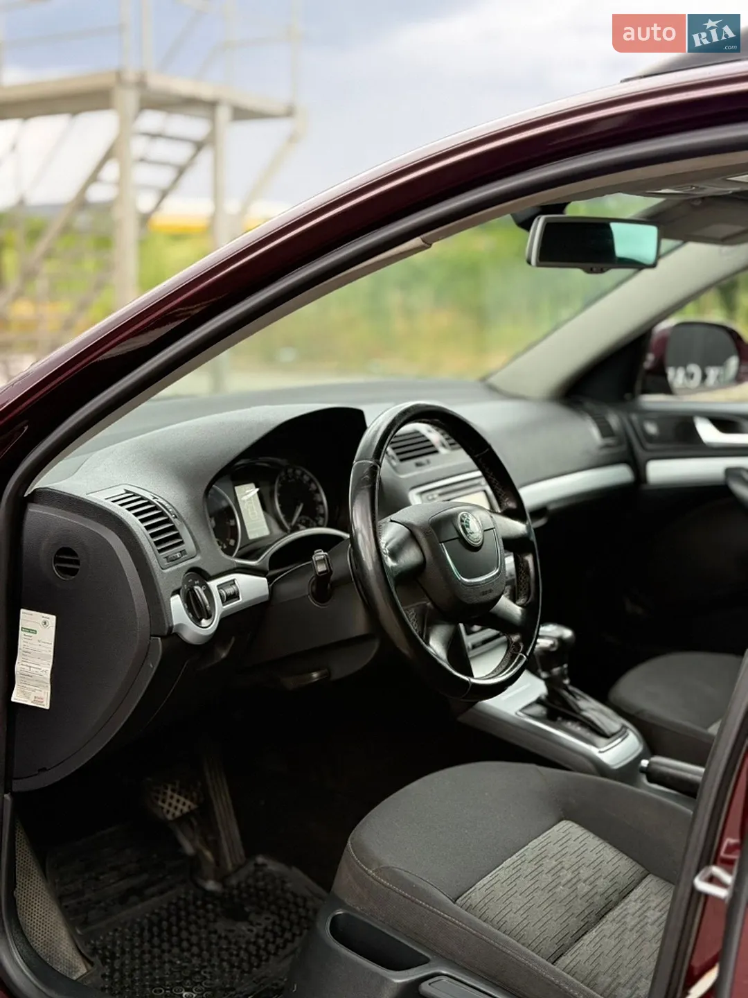 2010 Skoda Octavia - мініатюра 10
