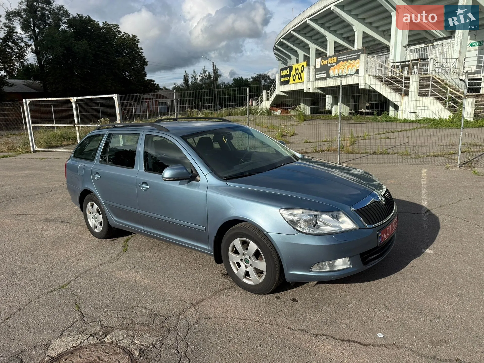2010 Skoda Octavia - мініатюра 2