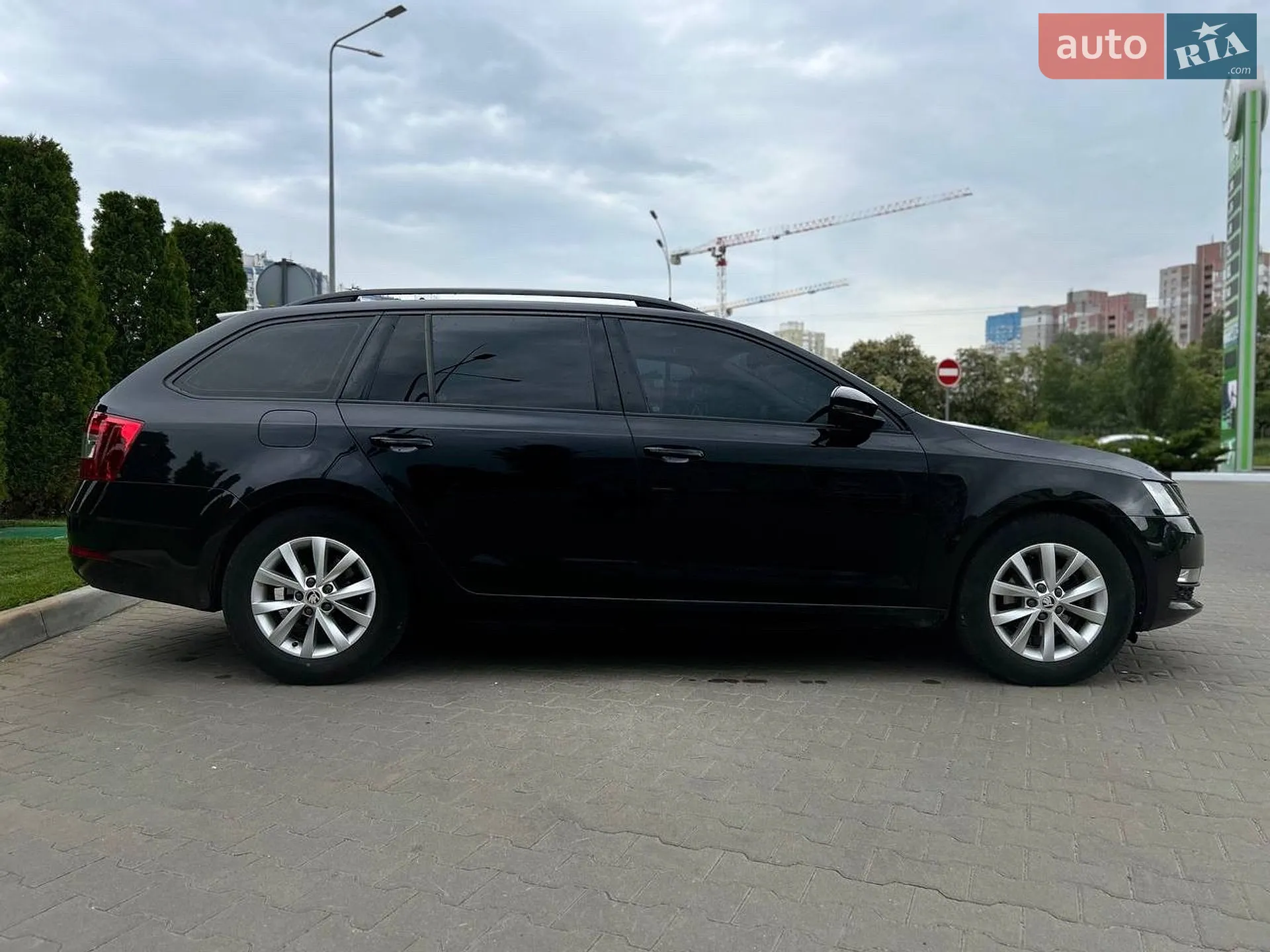 2017 Skoda Octavia - мініатюра 8