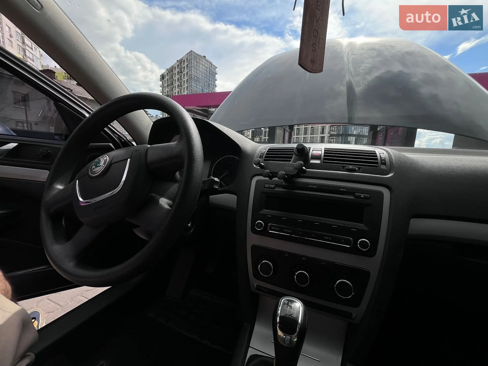 2011 Skoda Octavia - мініатюра 55