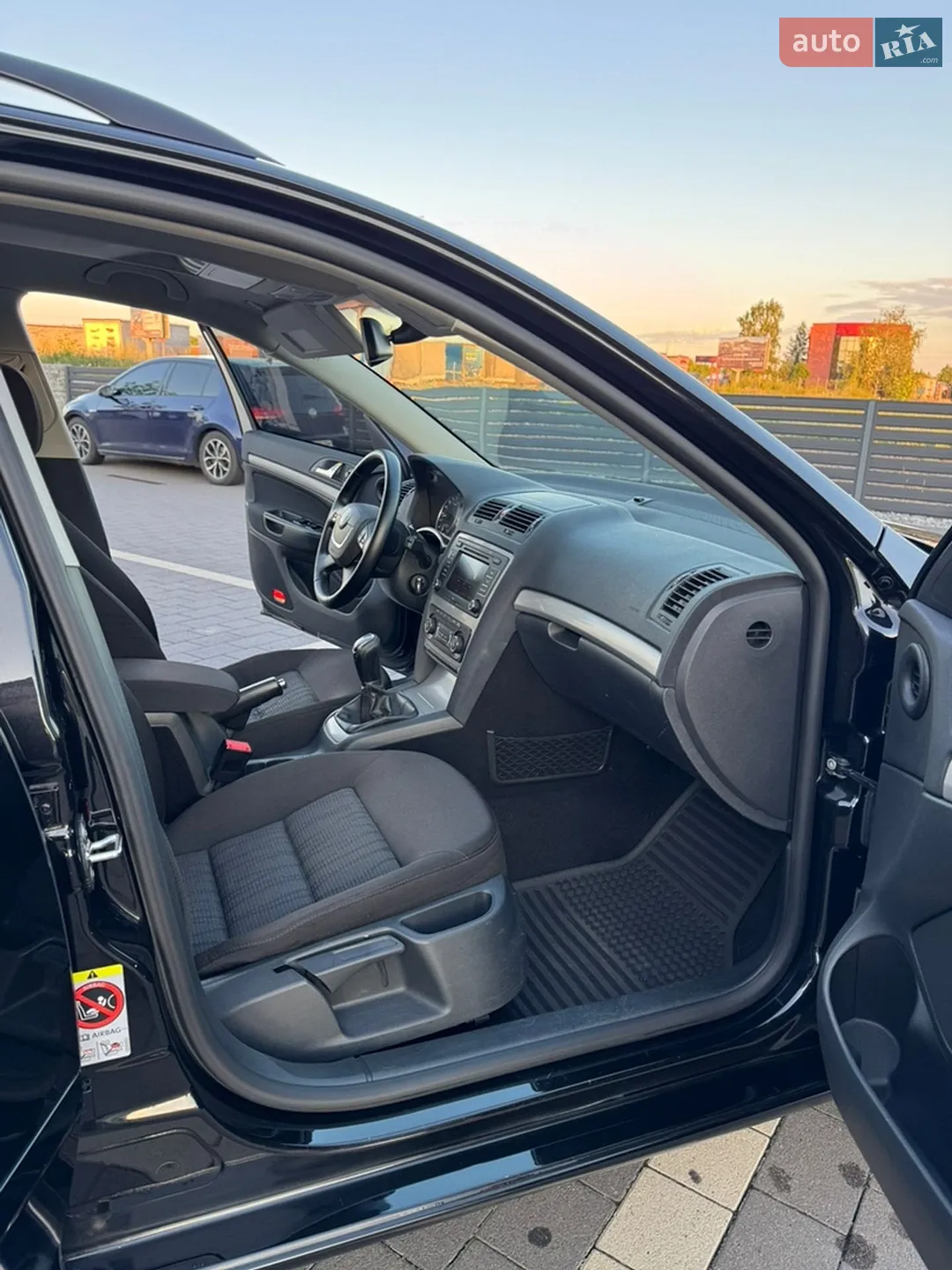 2011 Skoda Octavia - мініатюра 31