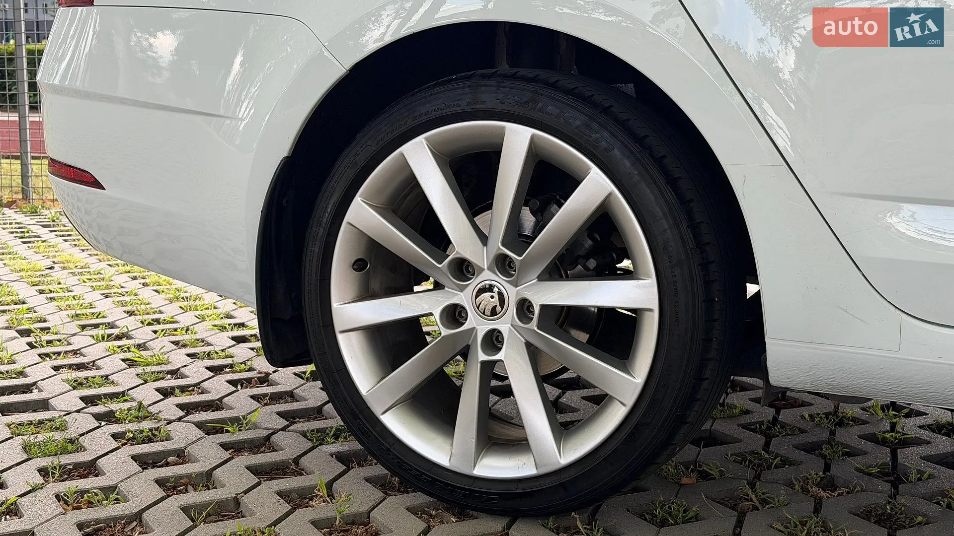 2017 Skoda Octavia - мініатюра 16