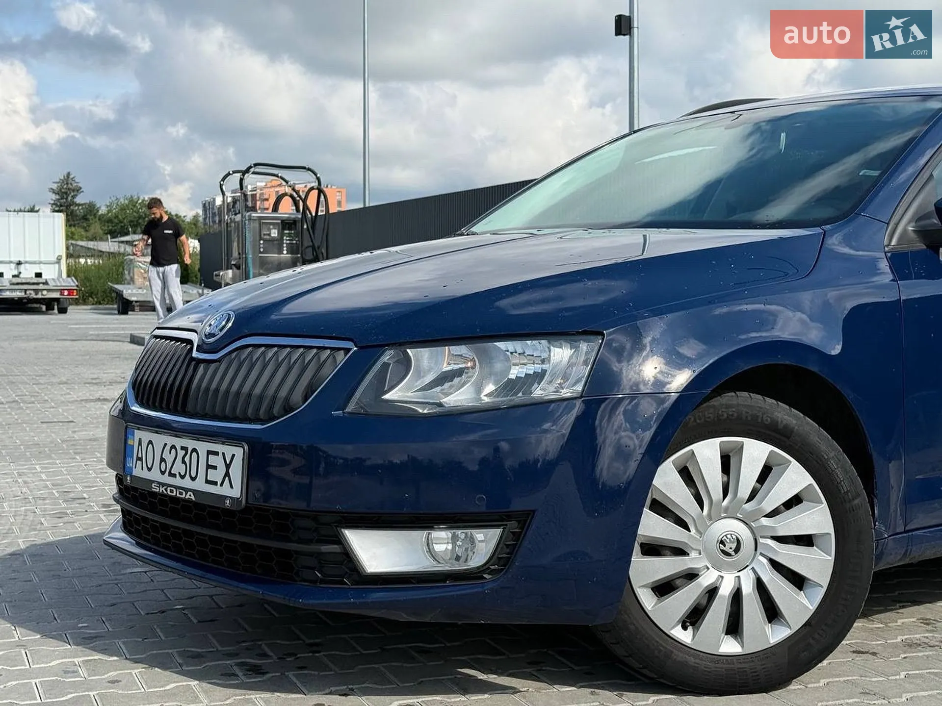 Skoda Octavia 2016 VIN TMBJG7NE4H0070366 фото оголошення 4 з 5