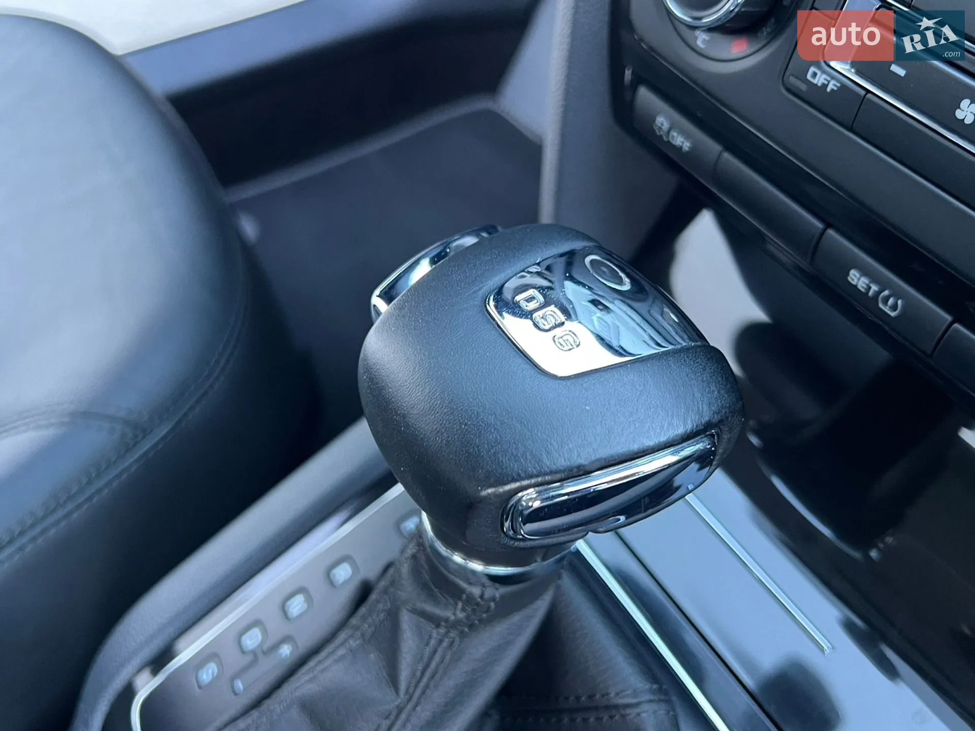 2013 Skoda Octavia - мініатюра 132