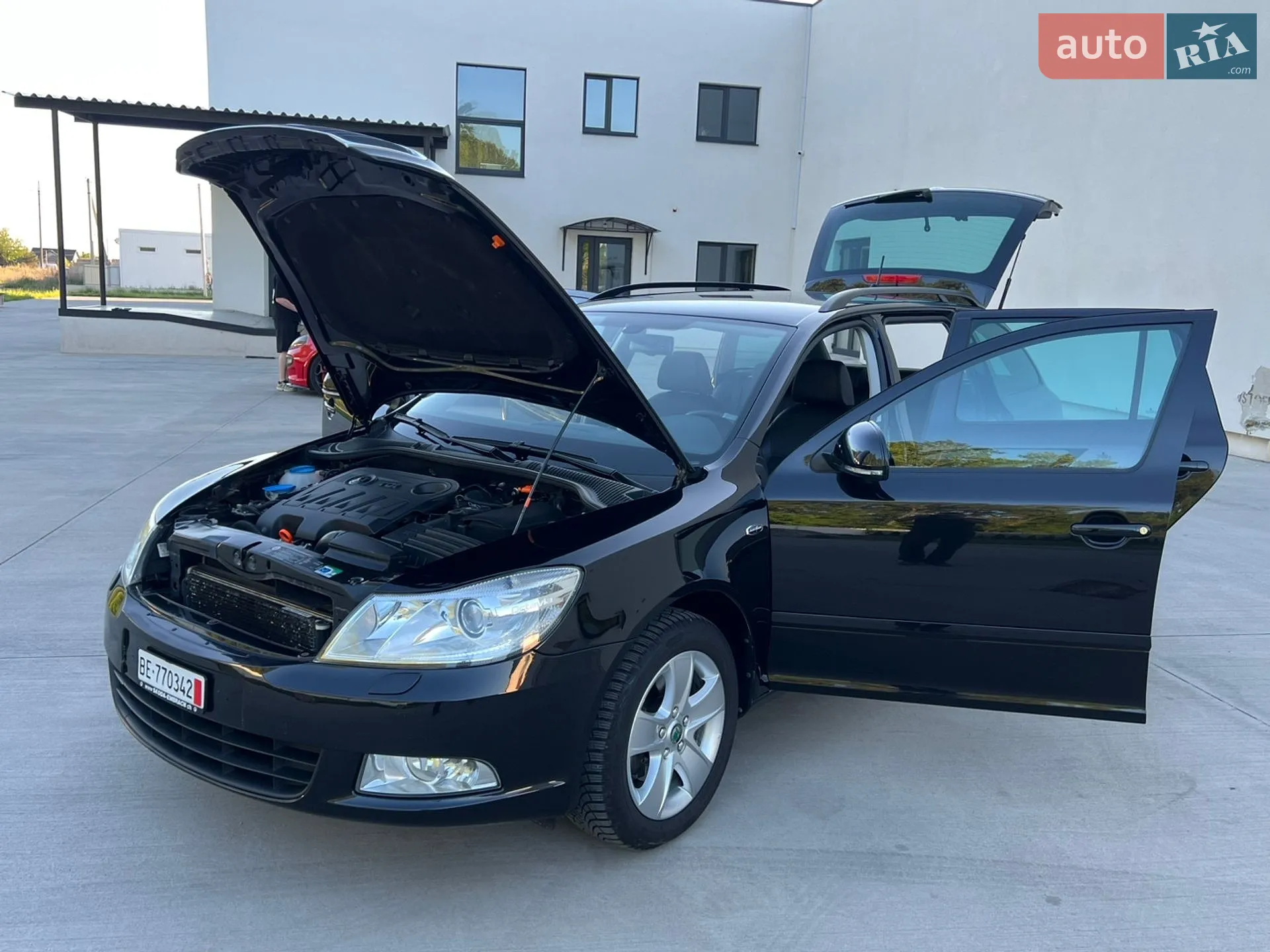 2013 Skoda Octavia - мініатюра 176
