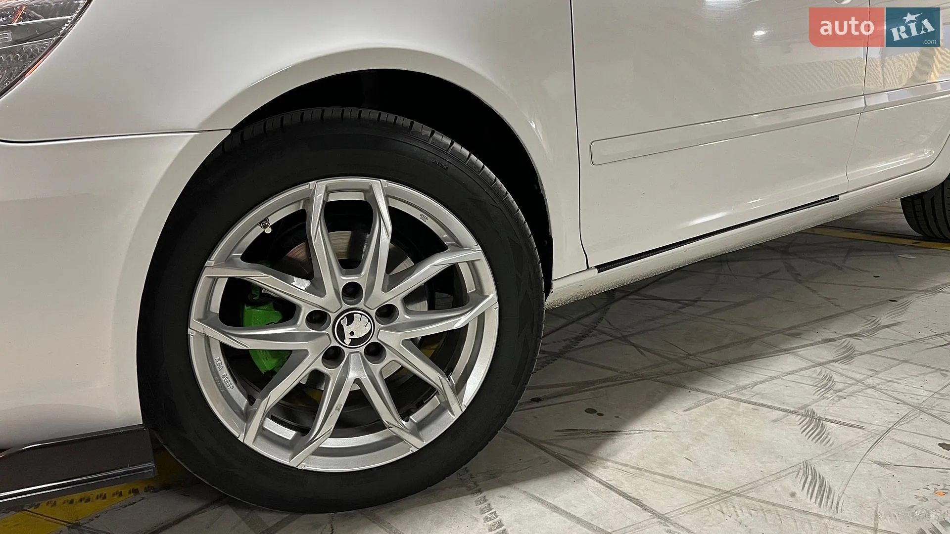 2010 Skoda Octavia - мініатюра 14