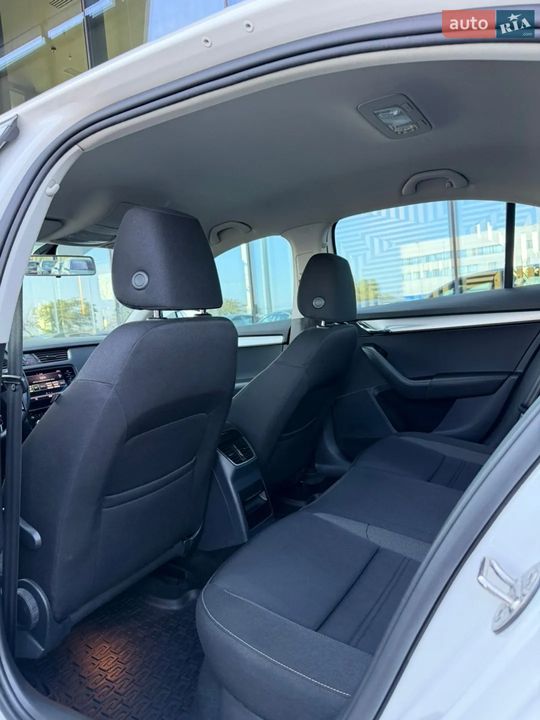 2019 Skoda Octavia - мініатюра 25