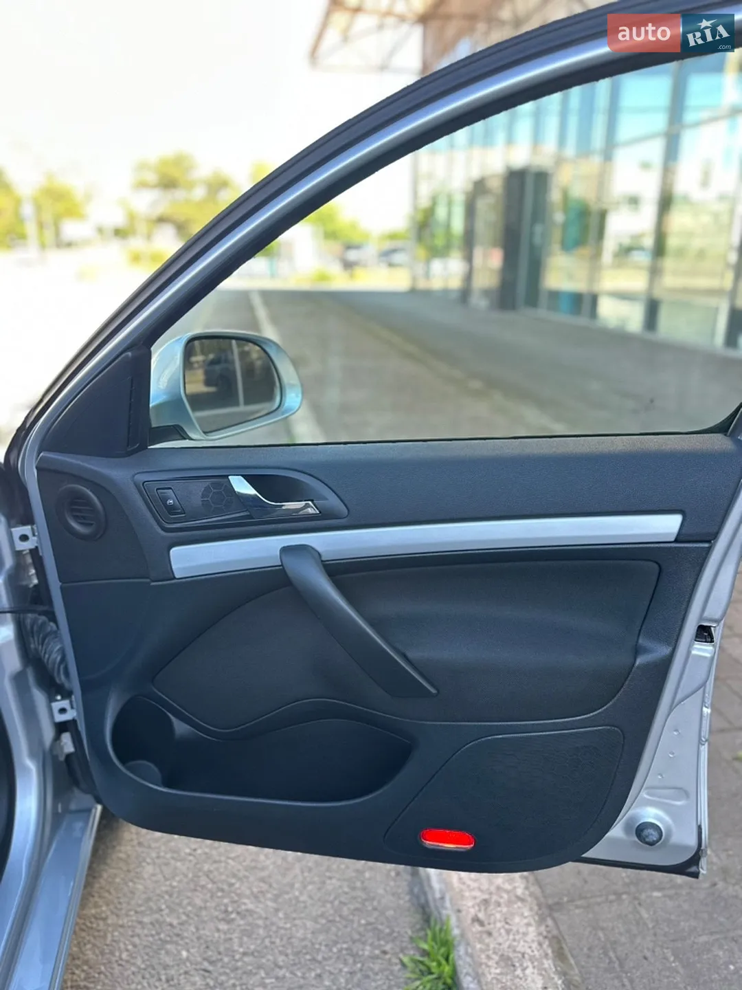 2011 Skoda Octavia - мініатюра 34