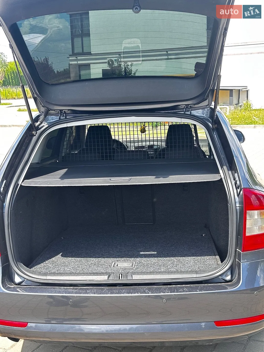 2011 Skoda Octavia - мініатюра 10