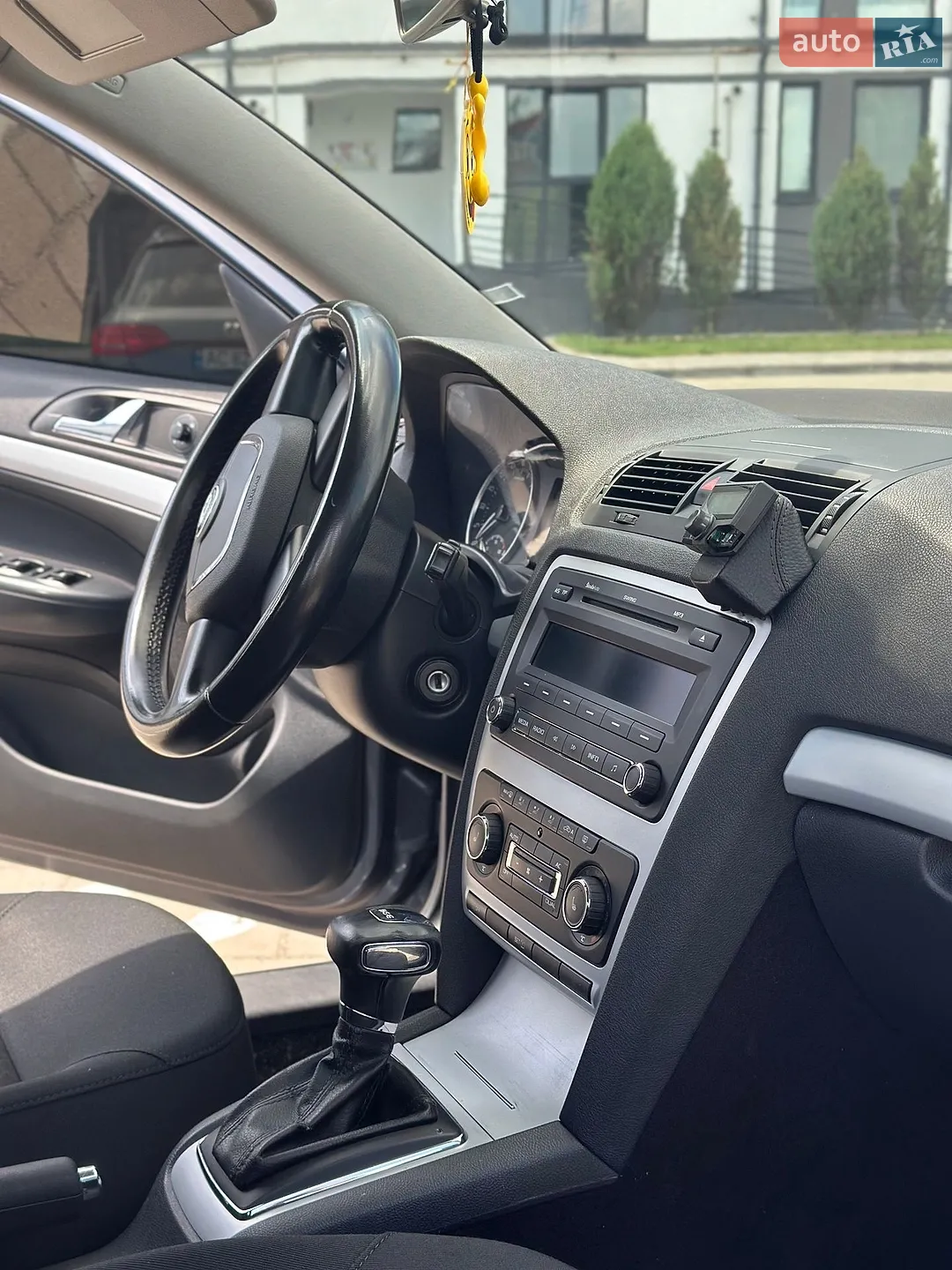 2011 Skoda Octavia - мініатюра 14