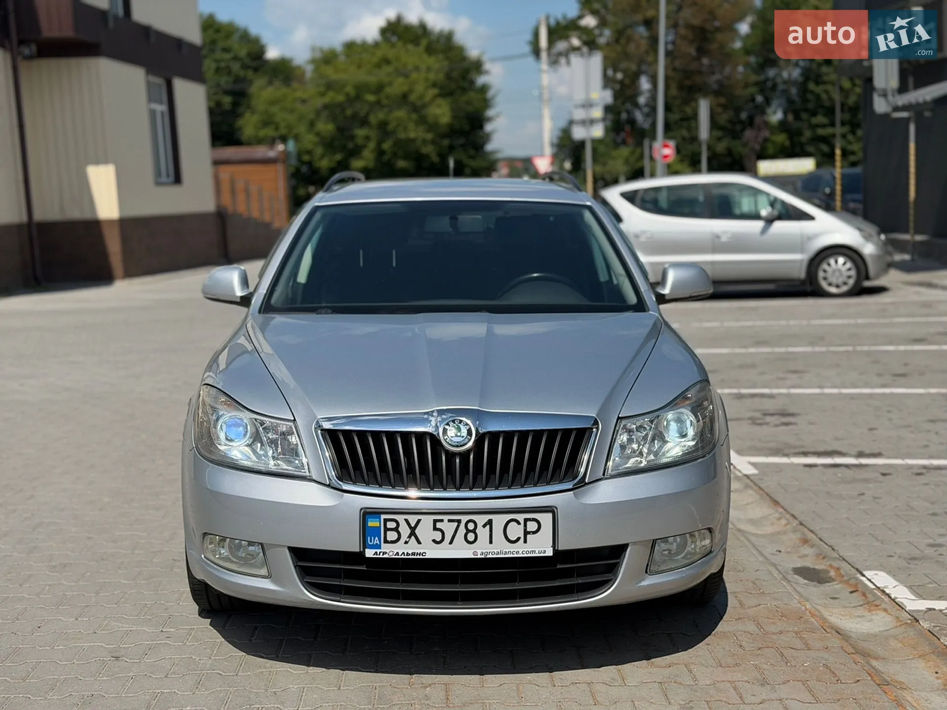 2011 Skoda Octavia - фото 1