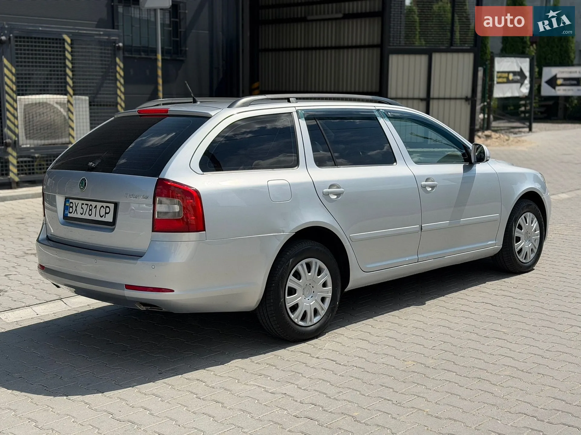 2011 Skoda Octavia - мініатюра 6