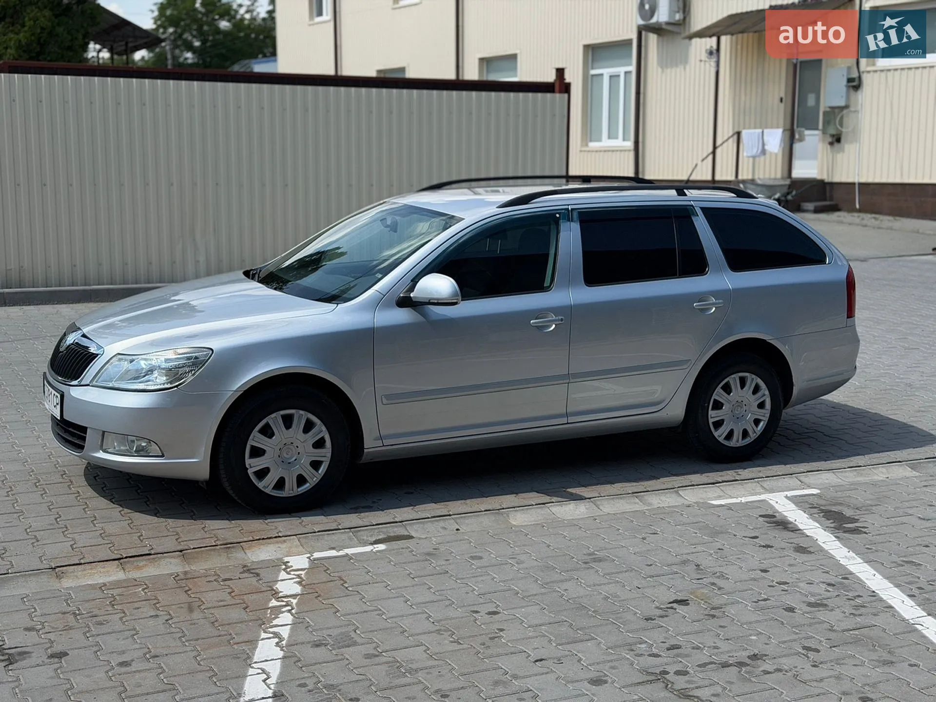 2011 Skoda Octavia - мініатюра 8