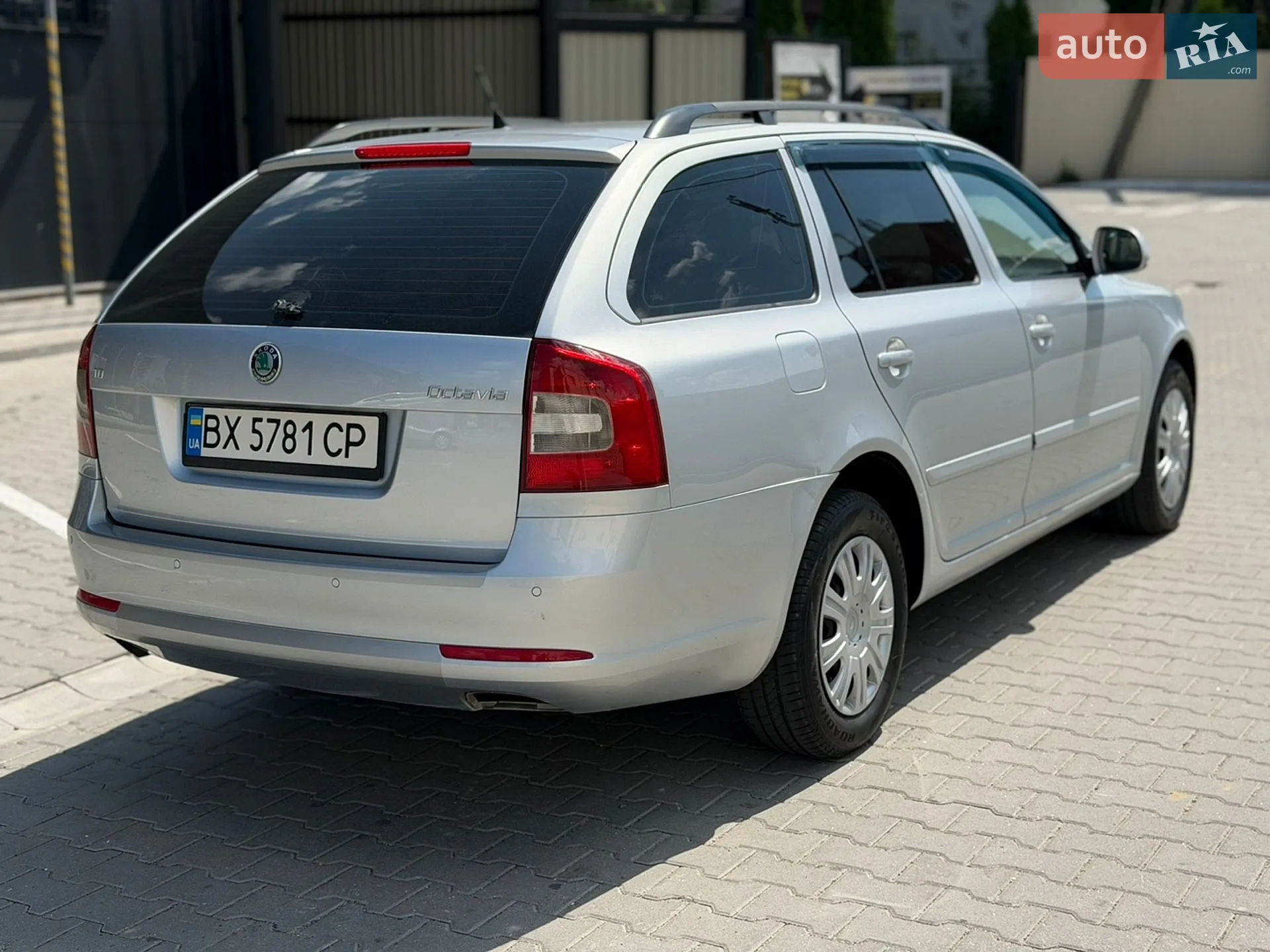 2011 Skoda Octavia - мініатюра 9