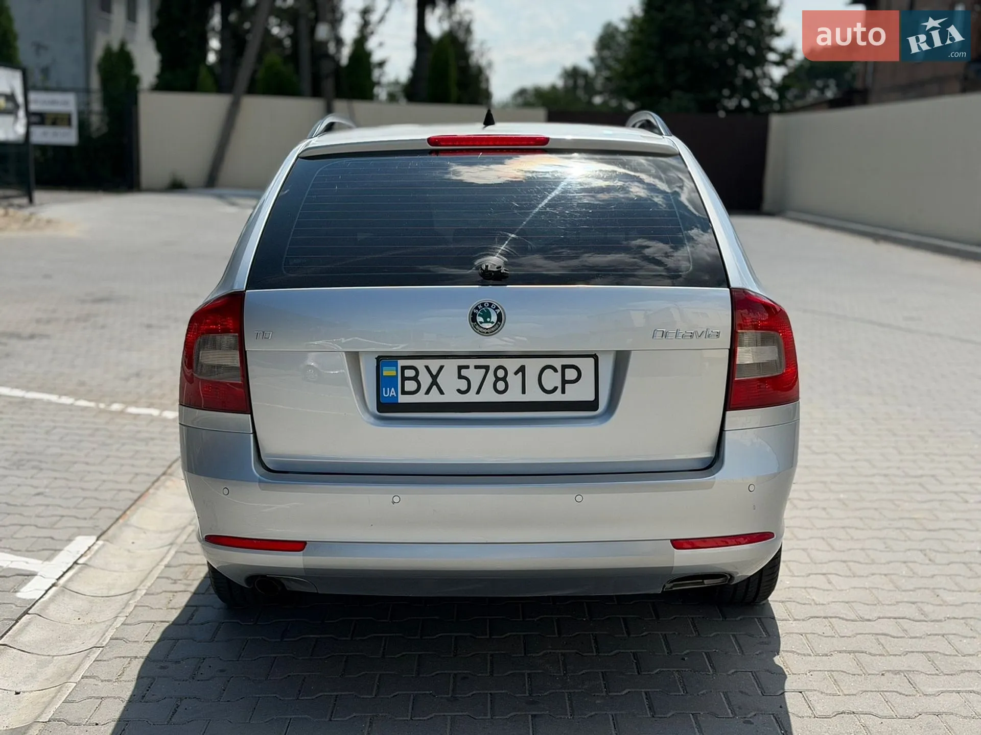 2011 Skoda Octavia - мініатюра 11
