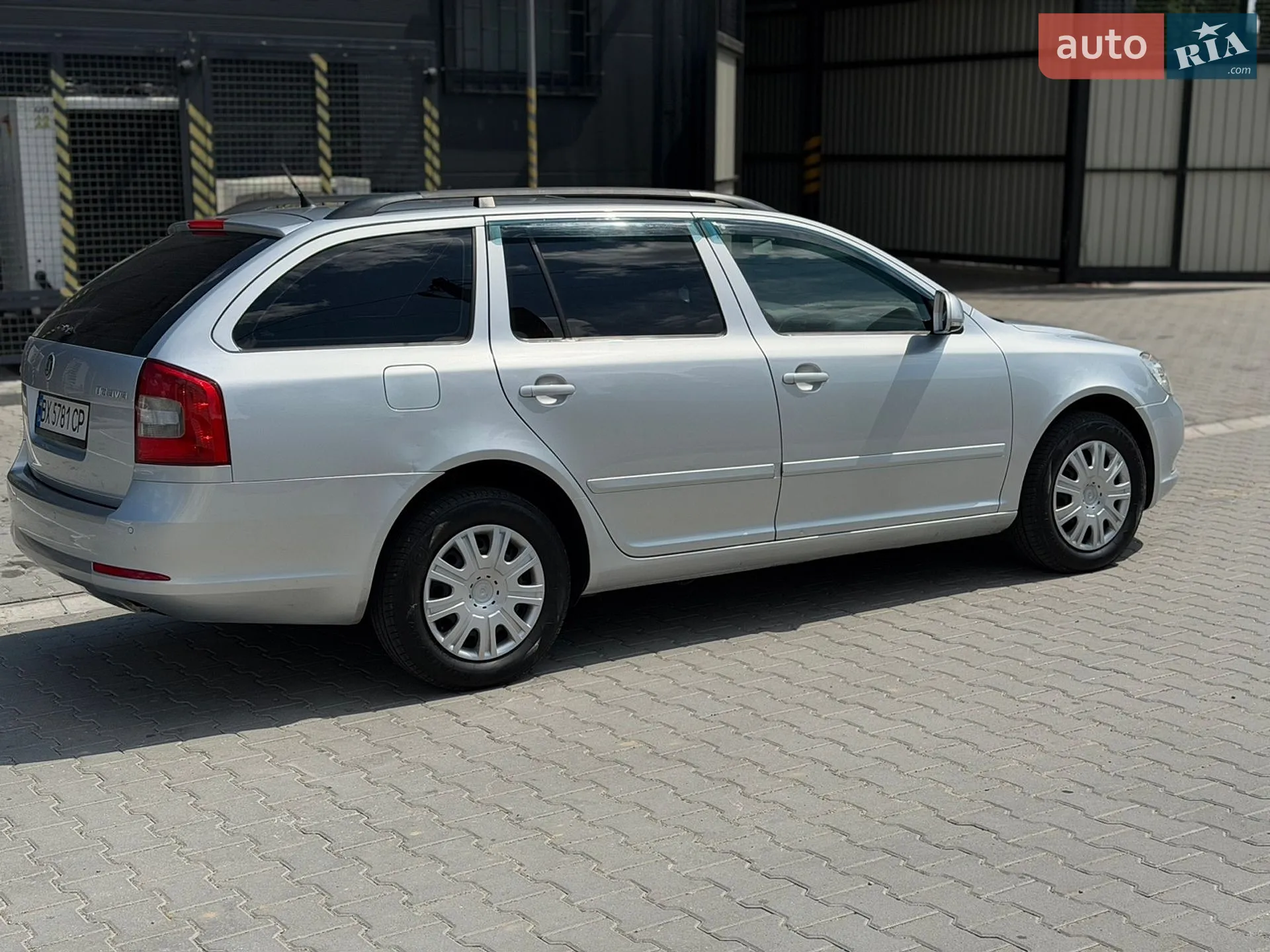 2011 Skoda Octavia - мініатюра 15