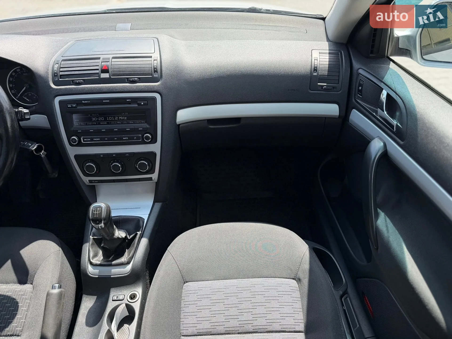2011 Skoda Octavia - мініатюра 36