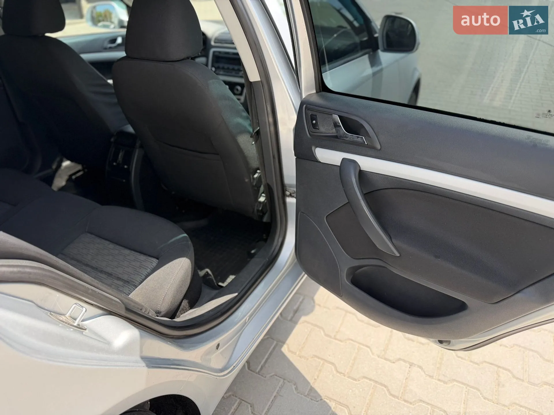 2011 Skoda Octavia - мініатюра 40