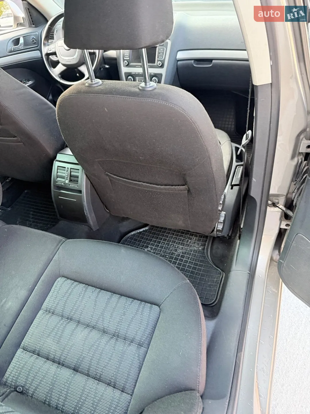 2012 Skoda Octavia - мініатюра 18
