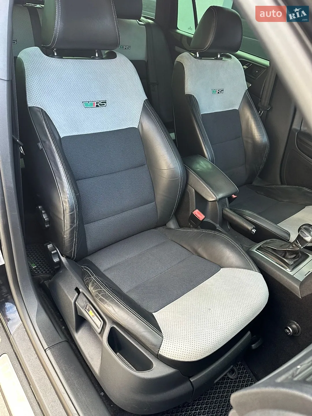 2010 Skoda Octavia - мініатюра 20