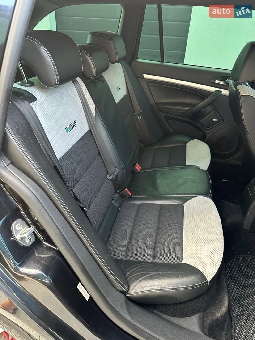 2010 Skoda Octavia - мініатюра 30