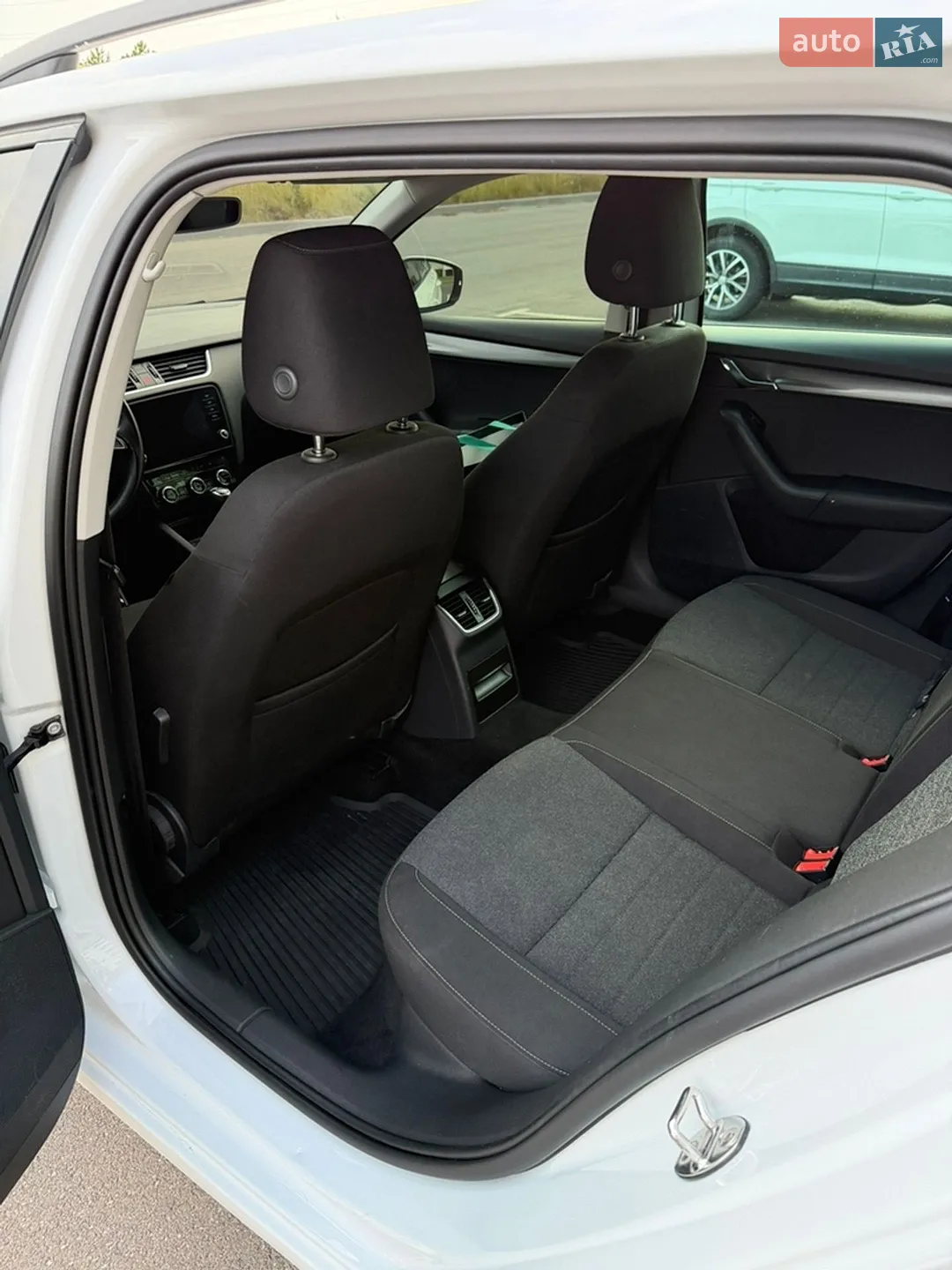 2019 Skoda Octavia - мініатюра 16