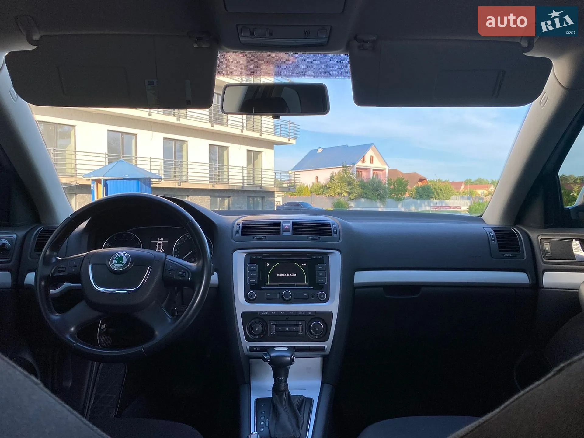 2010 Skoda Octavia - мініатюра 26