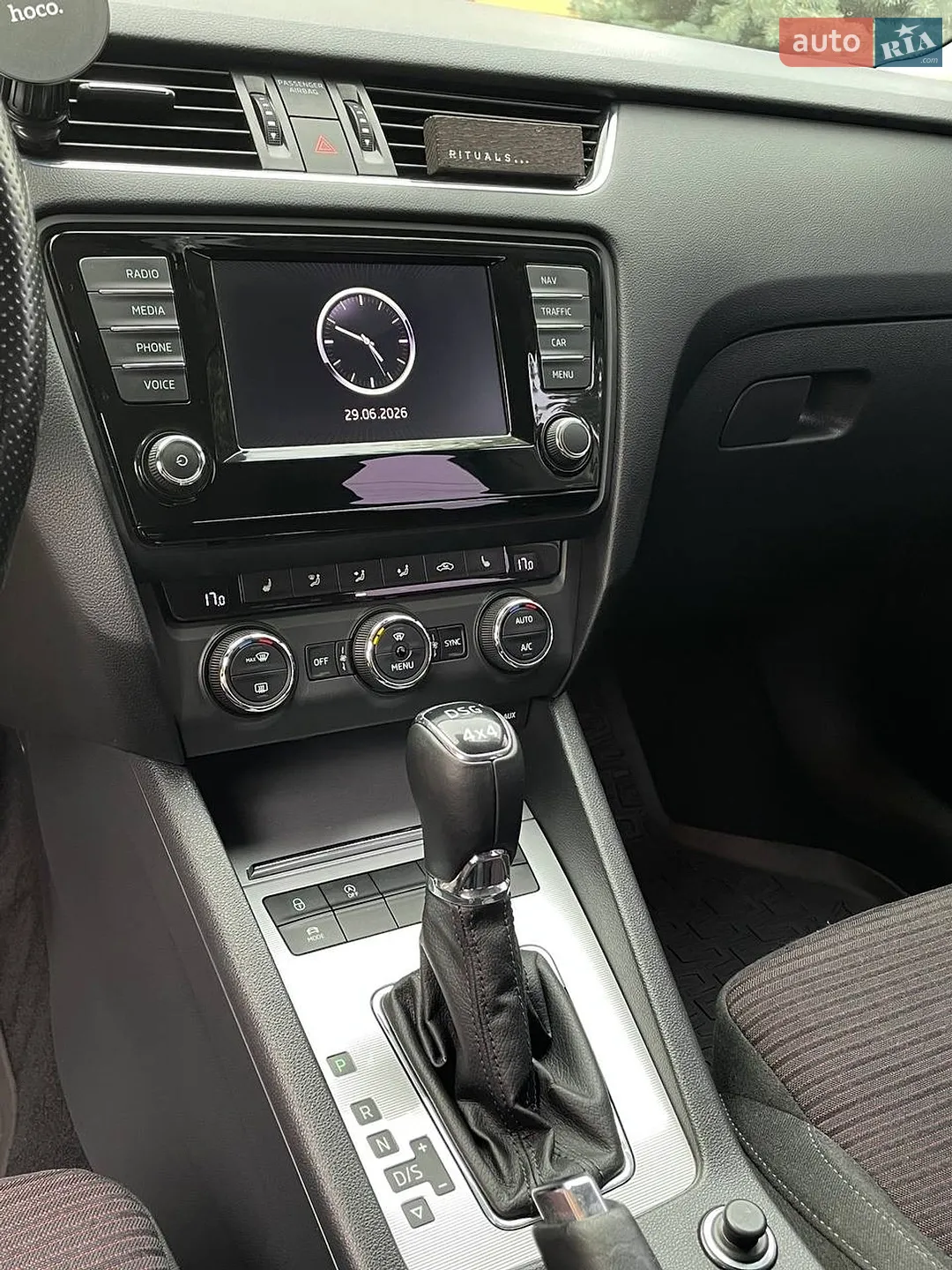 2016 Skoda Octavia - мініатюра 14
