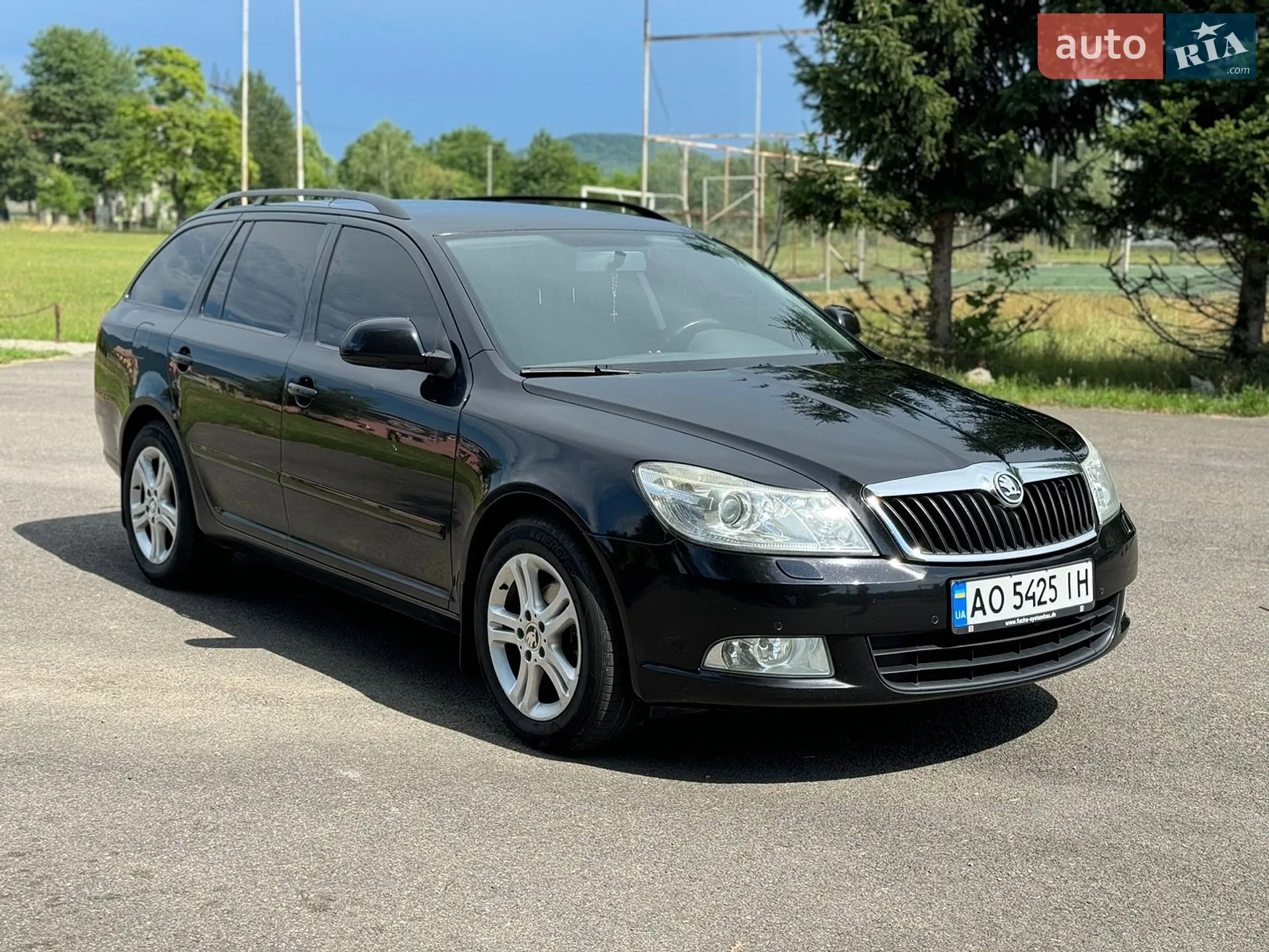 2010 Skoda Octavia - мініатюра 3