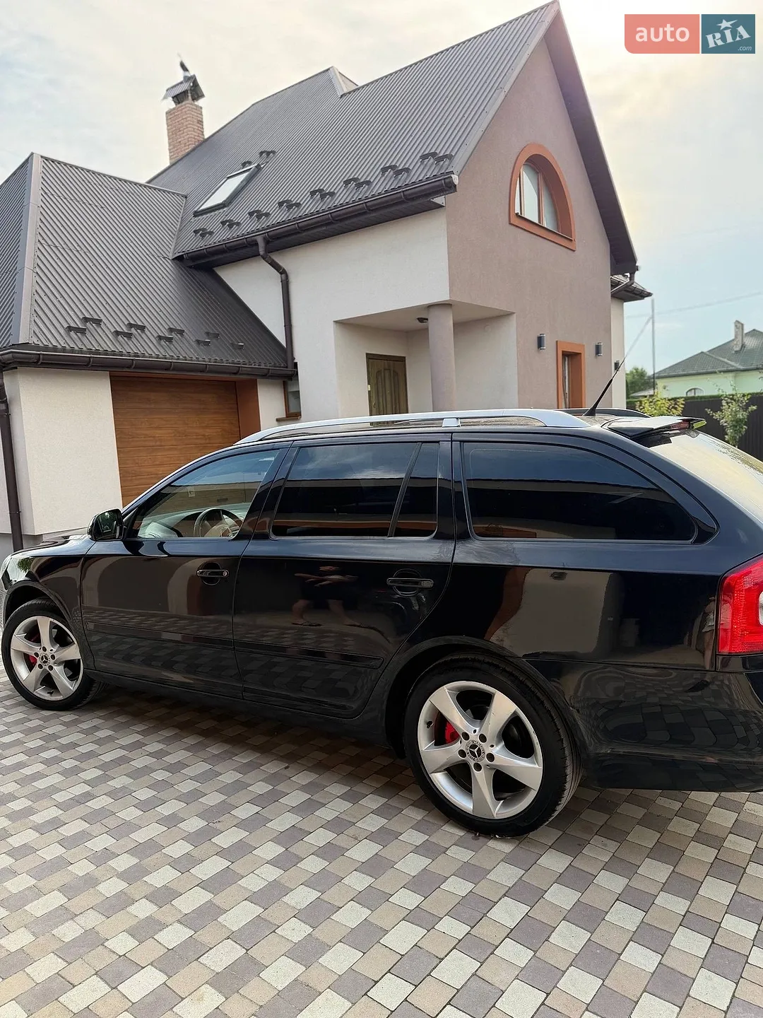 2010 Skoda Octavia - мініатюра 7