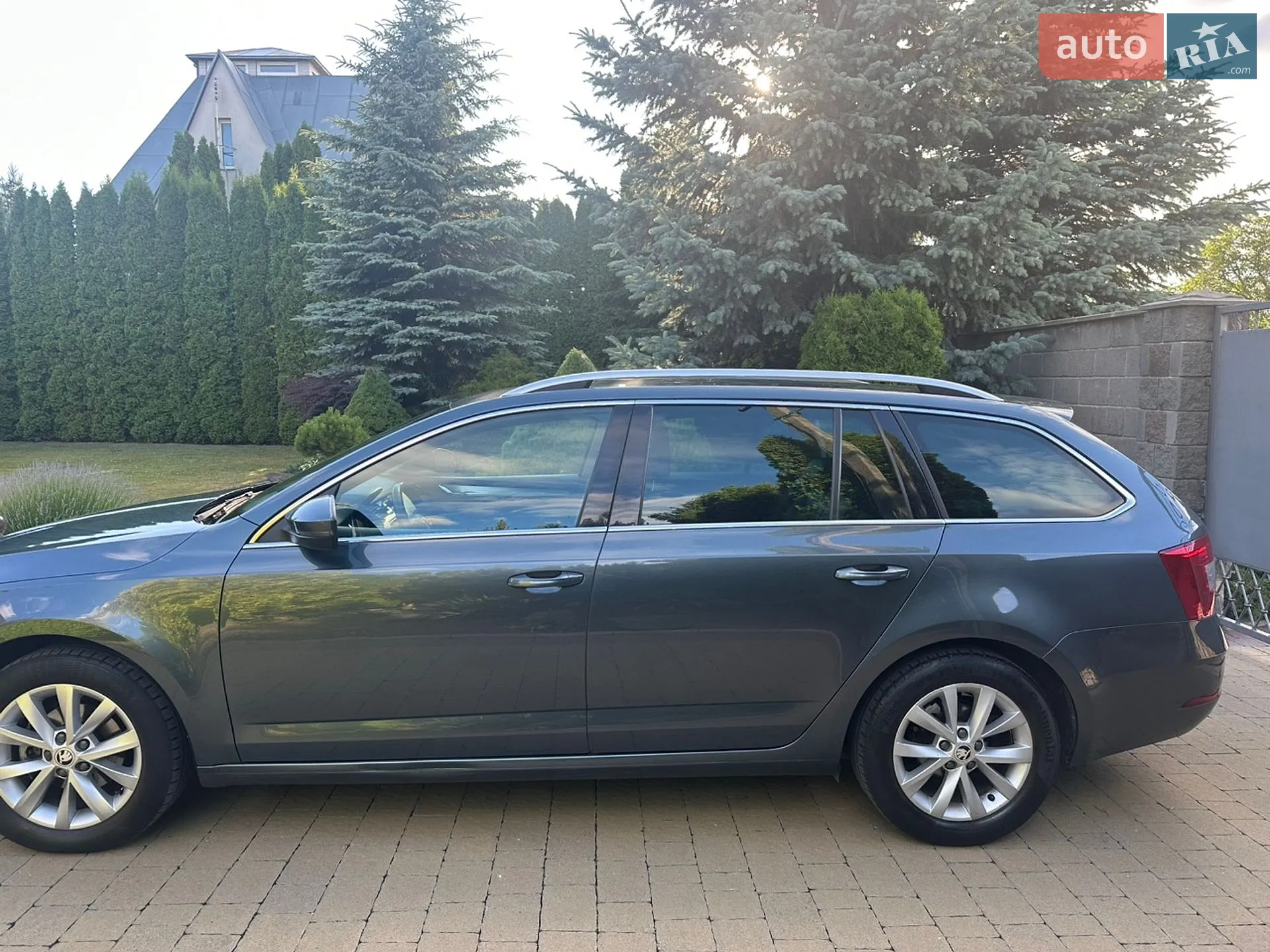 2017 Skoda Octavia - мініатюра 8