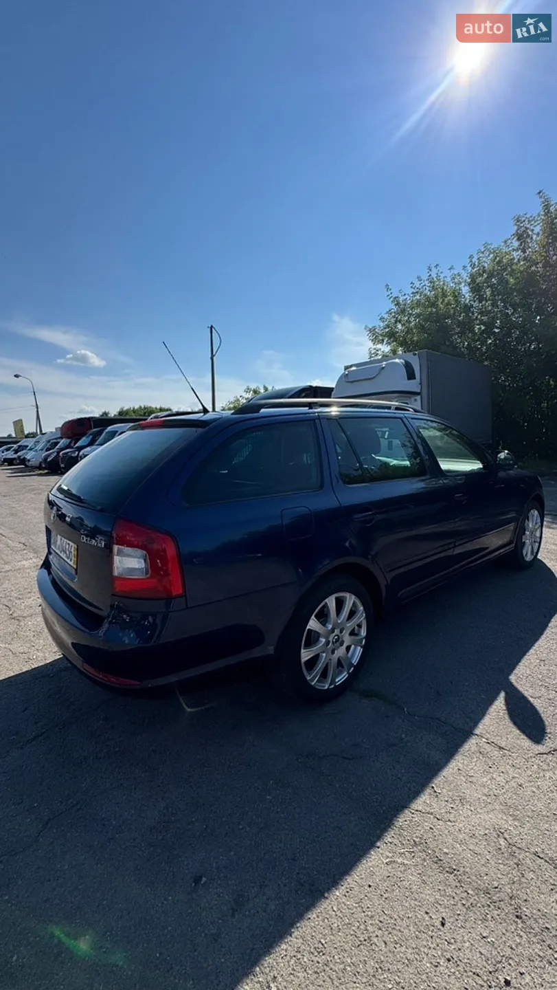 2010 Skoda Octavia - мініатюра 24