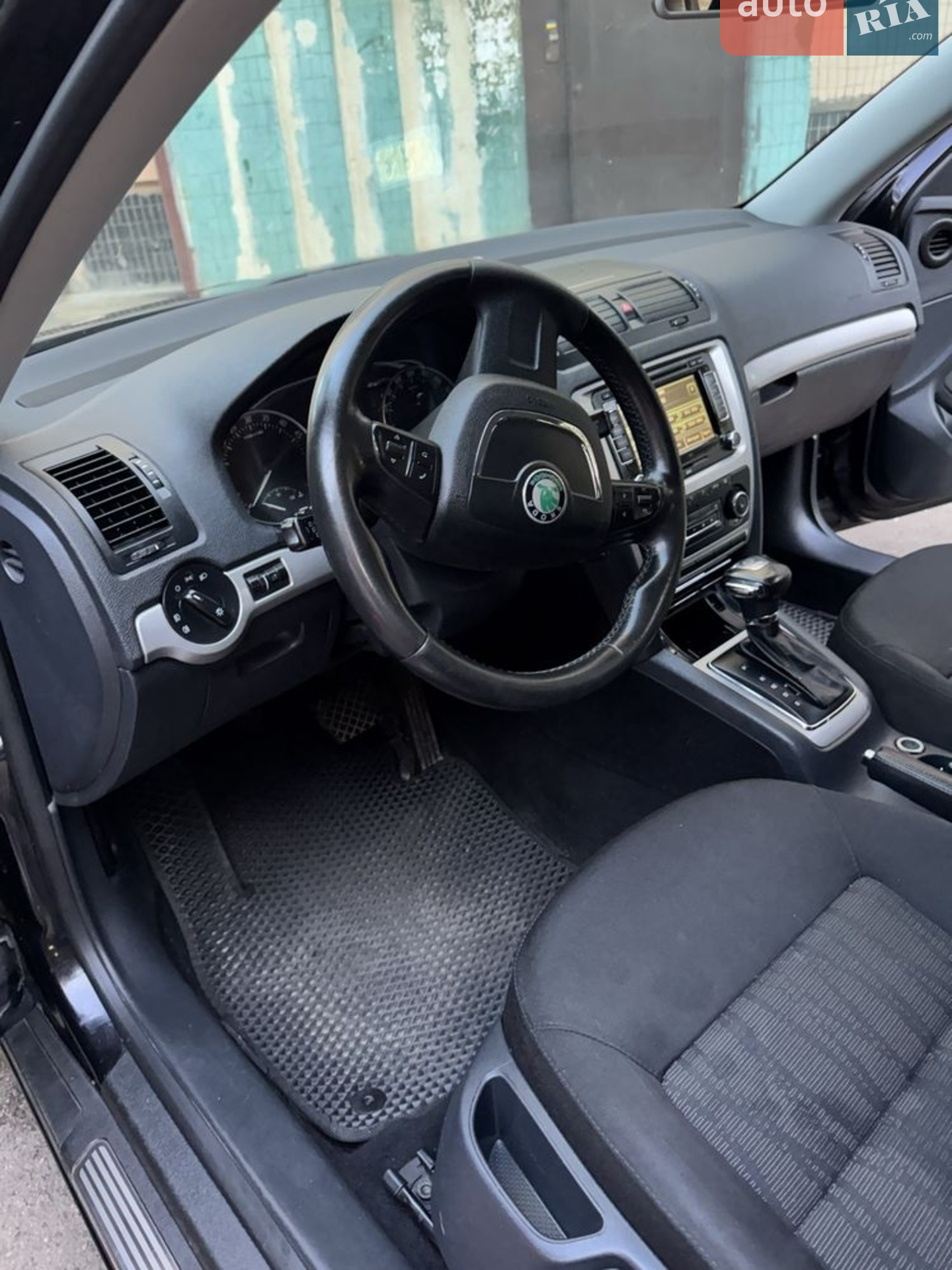 2011 Skoda Octavia - мініатюра 9