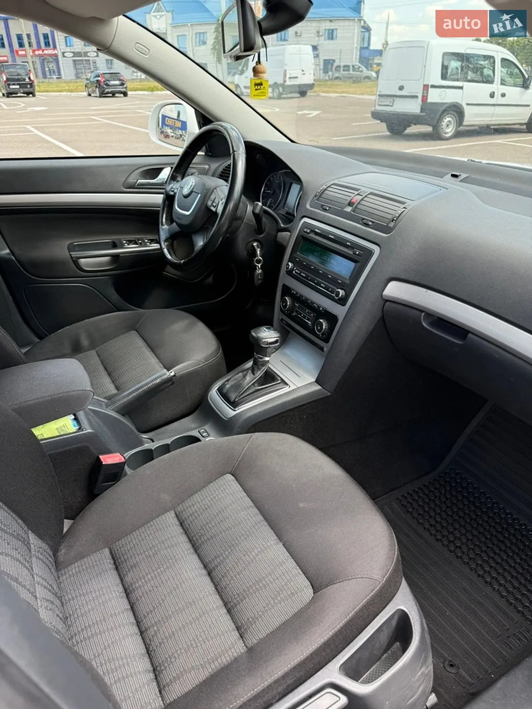 2011 Skoda Octavia - мініатюра 16